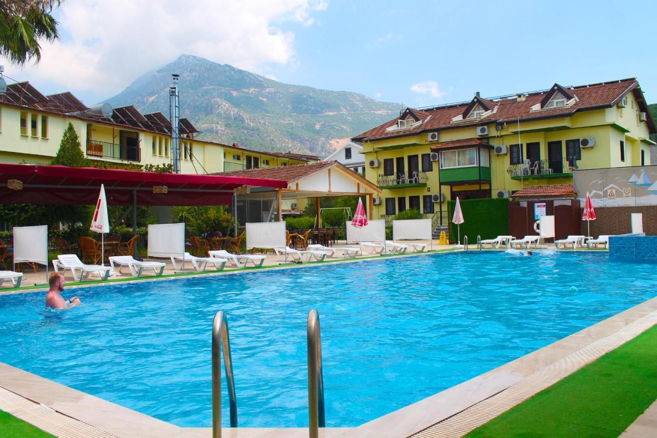 Carmina Hotel Ovacık Kültér fotó