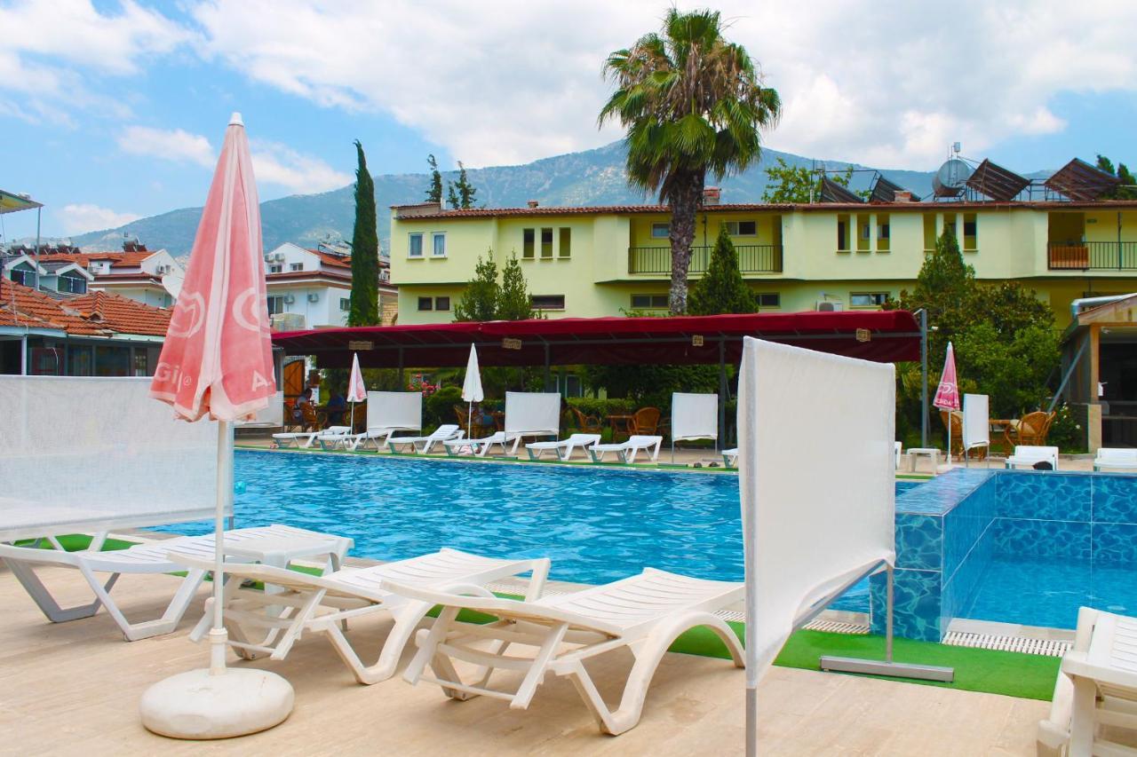 Carmina Hotel Ovacık Kültér fotó
